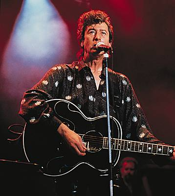 1002454-Alain_Bashung.jpg